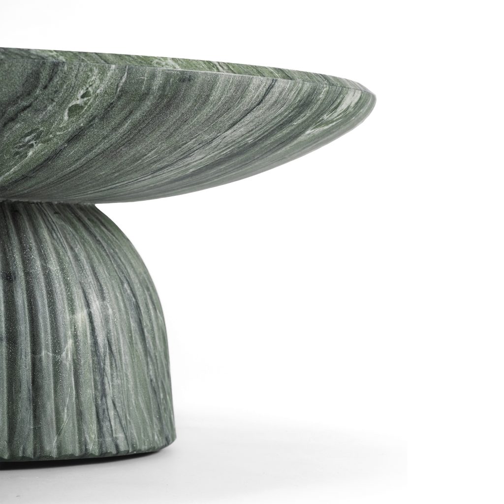 Maddox 31.5" Coffee Table Medium